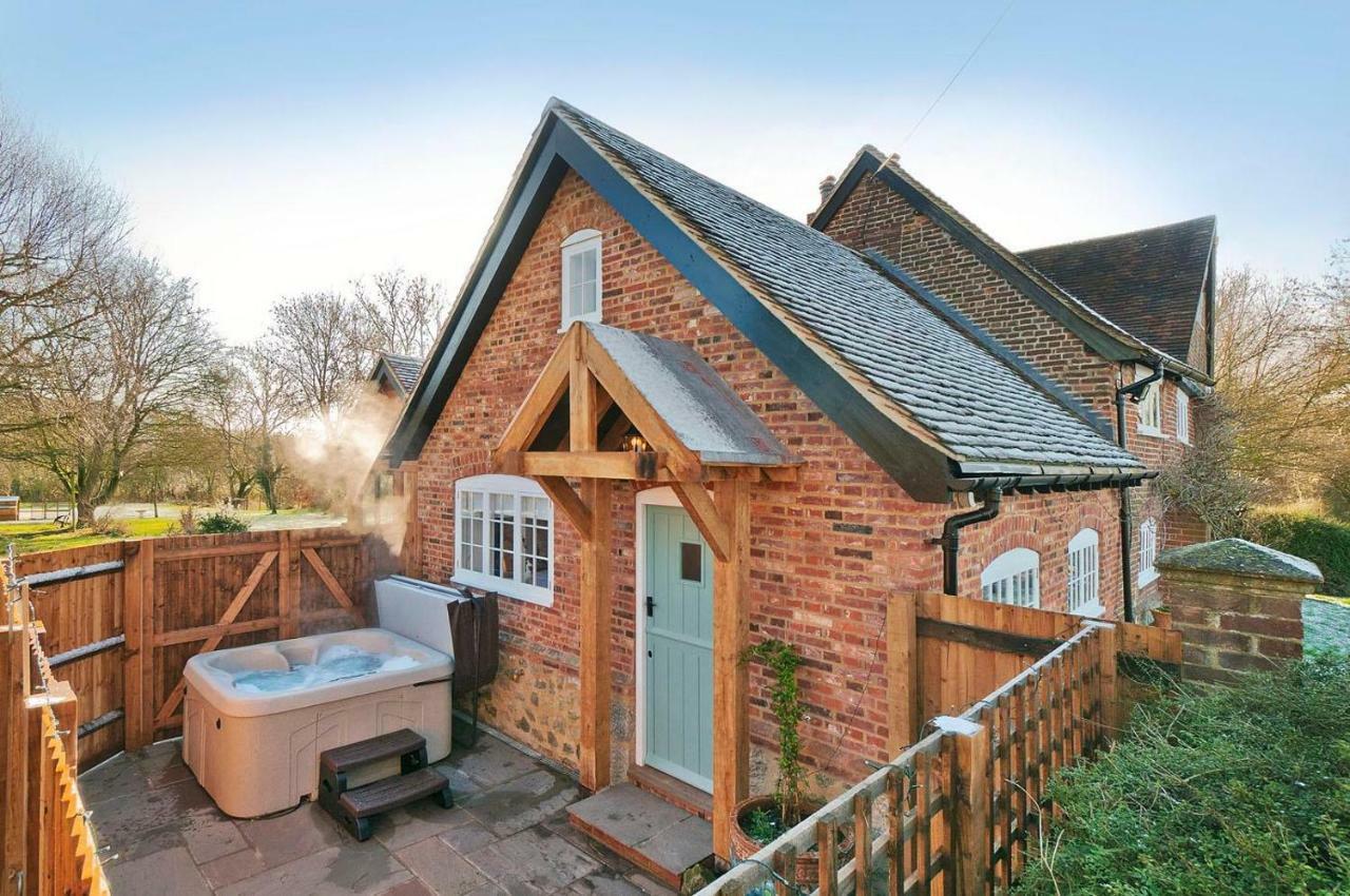 Willa The Annexe With Hot Tub Maidstone Zewnętrze zdjęcie